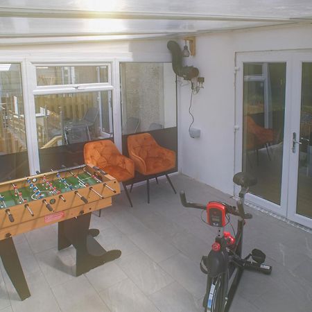 Luxury 4 Bedroom Cottage With Stunning Views Near Fairy Pools! 卡博斯特 外观 照片