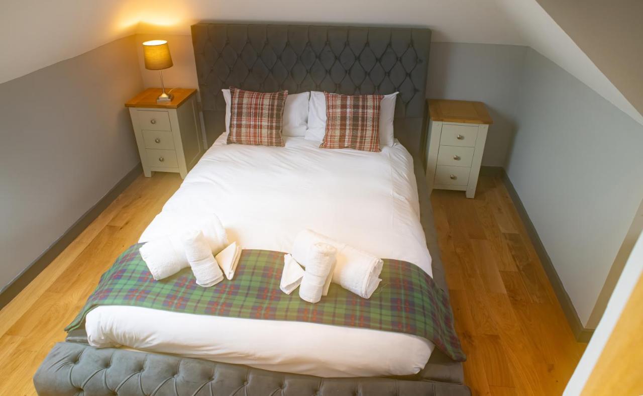 Luxury 4 Bedroom Cottage With Stunning Views Near Fairy Pools! 卡博斯特 外观 照片