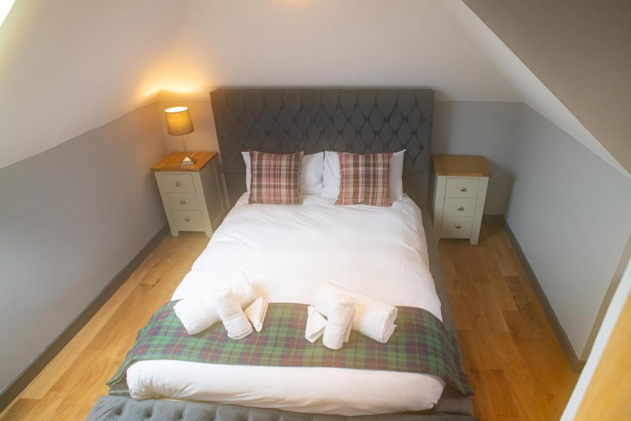 Luxury 4 Bedroom Cottage With Stunning Views Near Fairy Pools! 卡博斯特 外观 照片