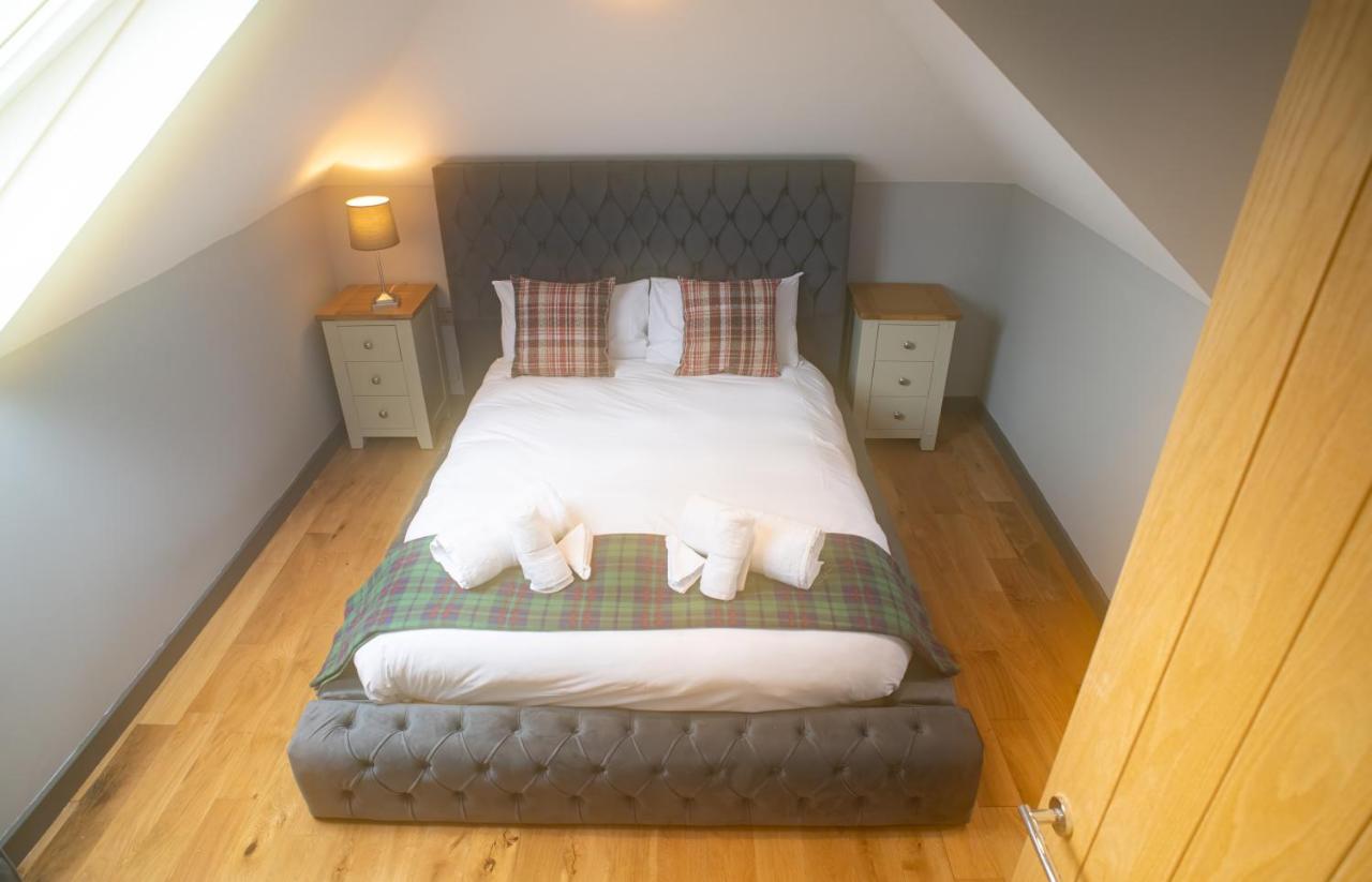 Luxury 4 Bedroom Cottage With Stunning Views Near Fairy Pools! 卡博斯特 外观 照片