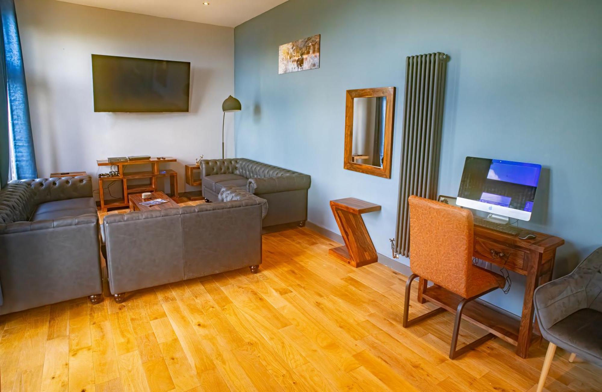 Luxury 4 Bedroom Cottage With Stunning Views Near Fairy Pools! 卡博斯特 外观 照片