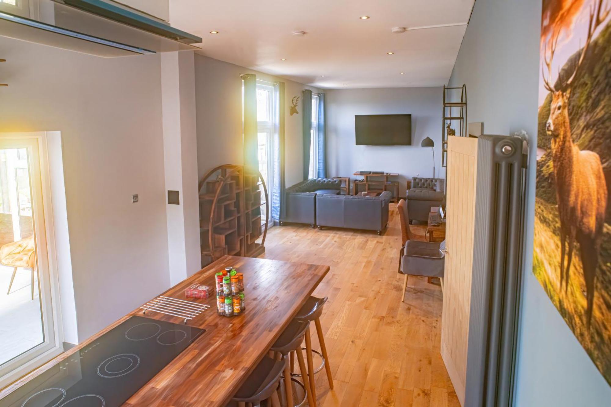 Luxury 4 Bedroom Cottage With Stunning Views Near Fairy Pools! 卡博斯特 外观 照片