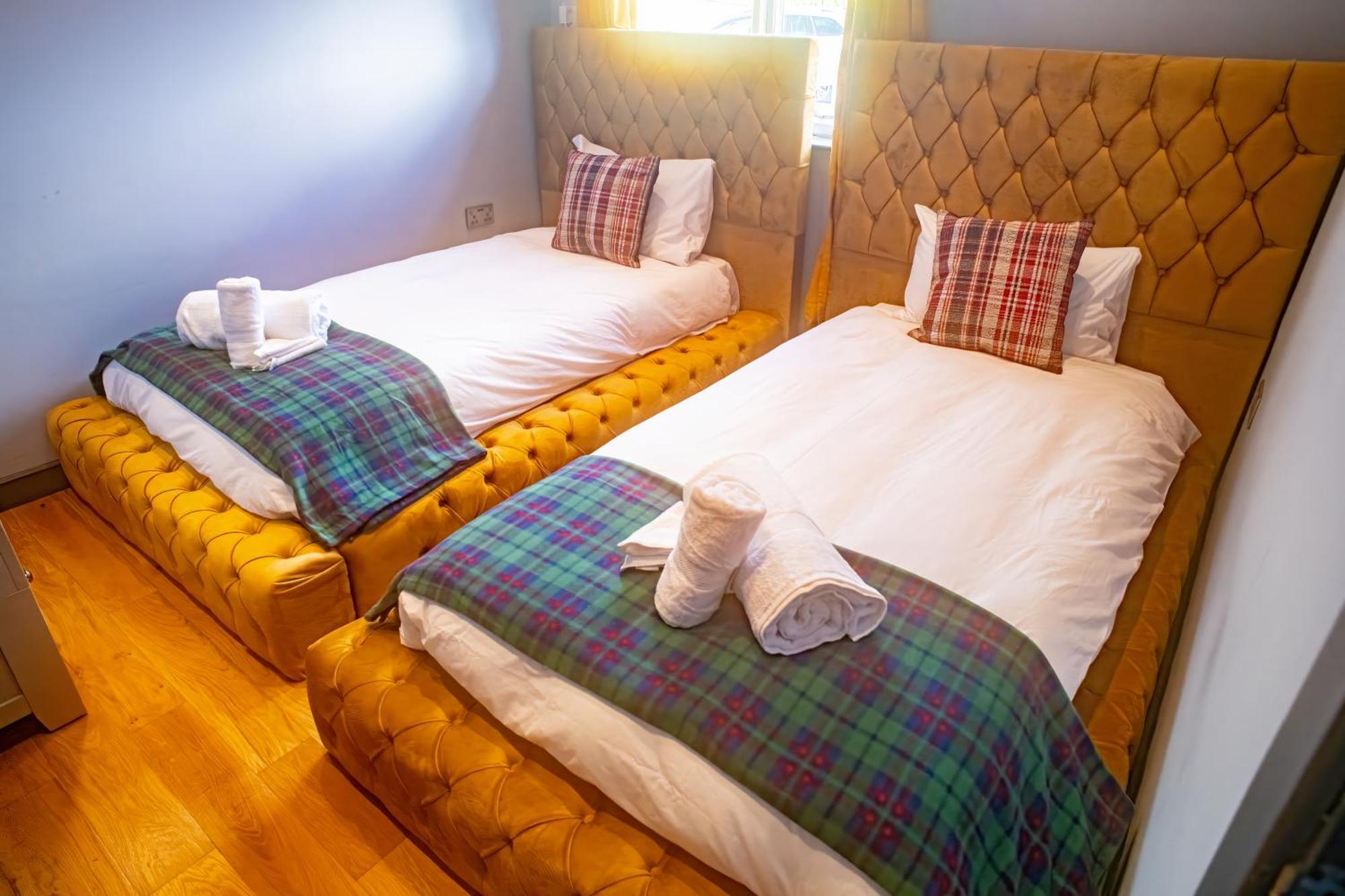 Luxury 4 Bedroom Cottage With Stunning Views Near Fairy Pools! 卡博斯特 外观 照片