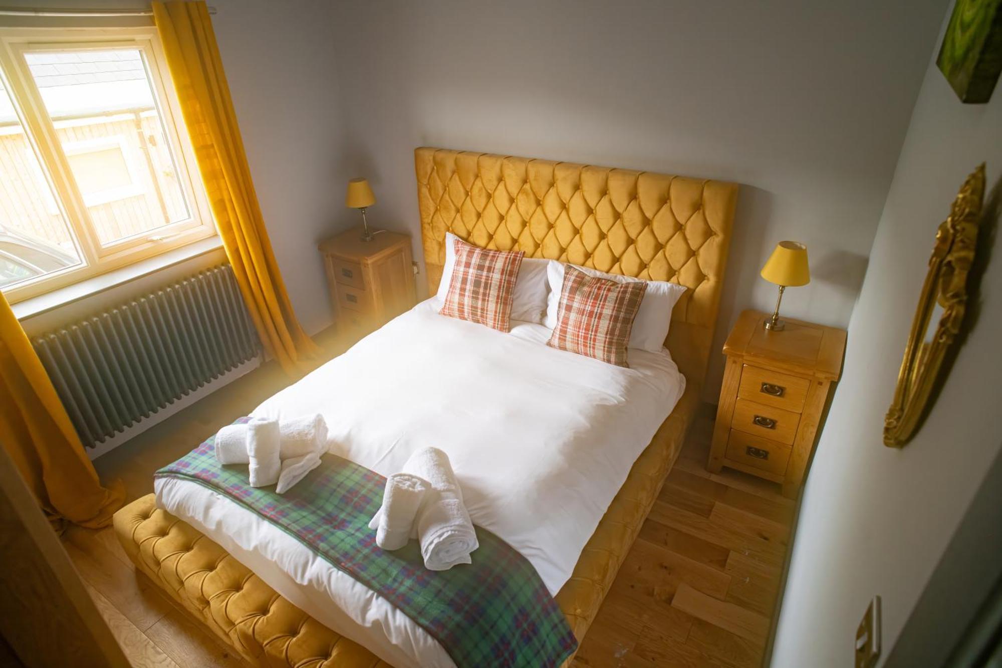 Luxury 4 Bedroom Cottage With Stunning Views Near Fairy Pools! 卡博斯特 外观 照片