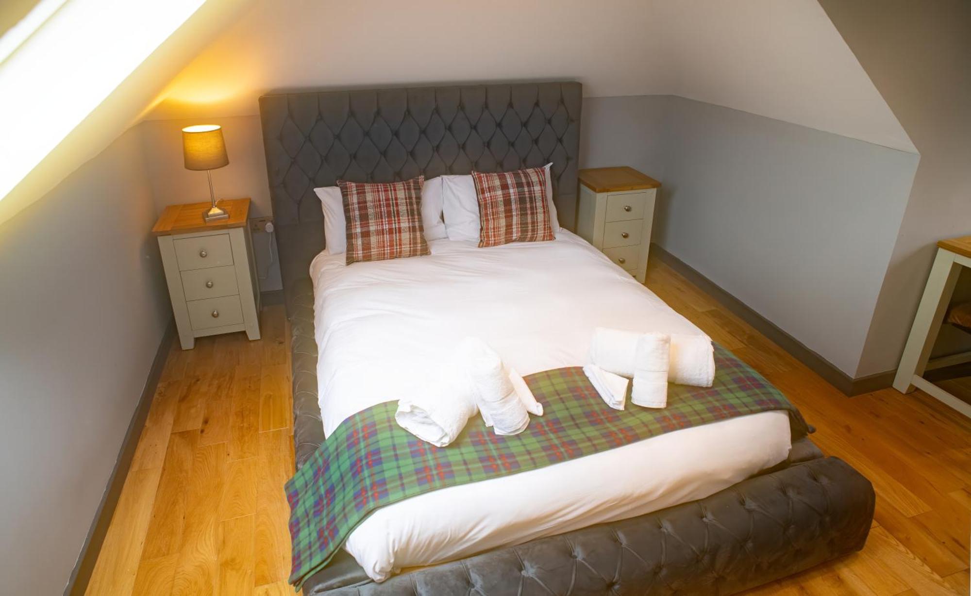 Luxury 4 Bedroom Cottage With Stunning Views Near Fairy Pools! 卡博斯特 外观 照片